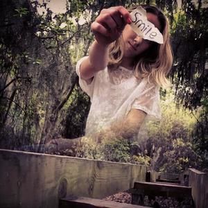 Meet your Posher, Courtney